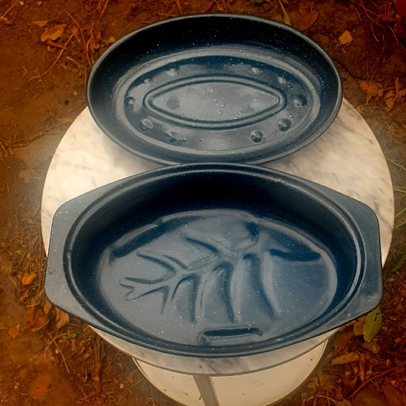 Enamel Roaster Pans - Picture 4 of 6